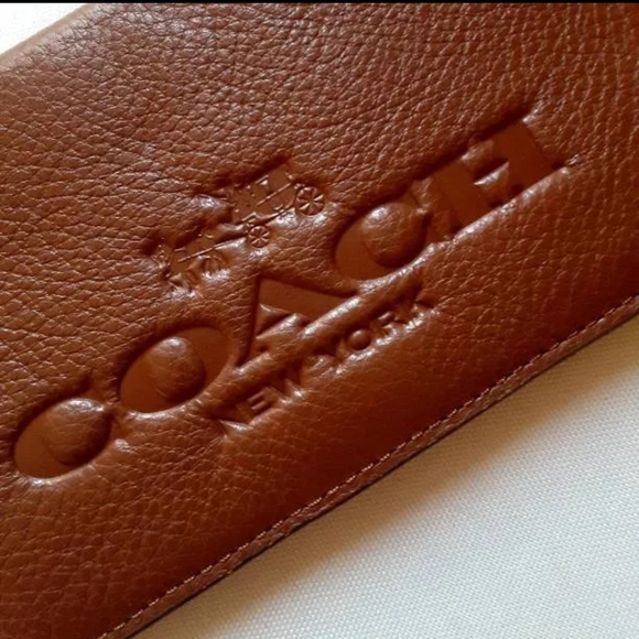 COACH Leather Cheque Book Holder - Picture 4 of 4